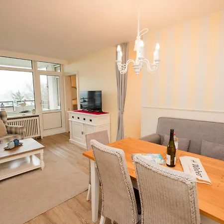 Haus Oland 21 Apartment Wyk auf Foehr